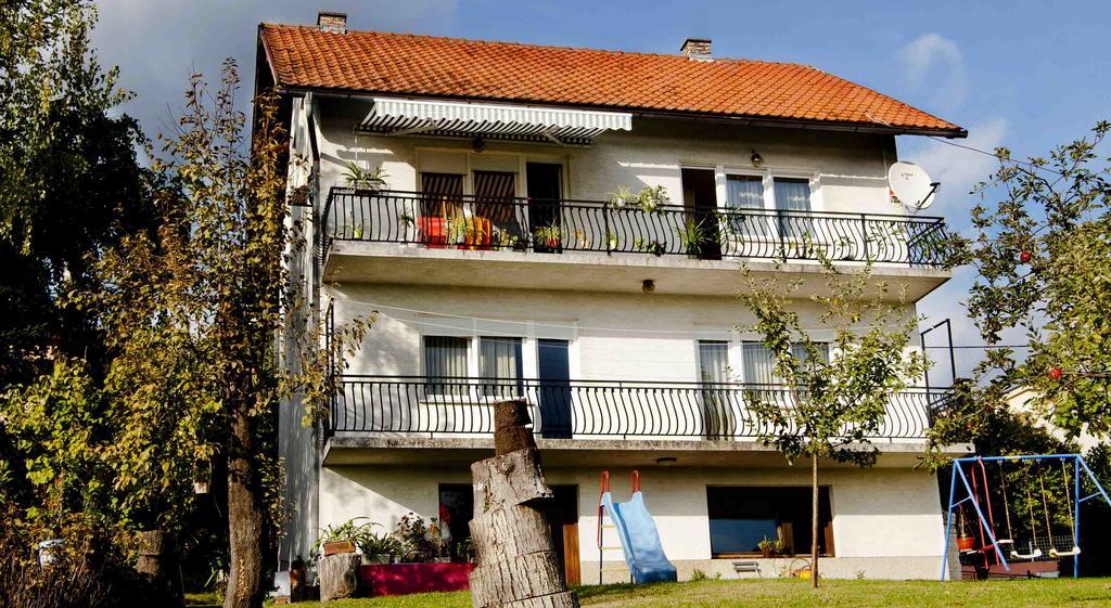 Apartman Sestine Загреб Екстериор снимка